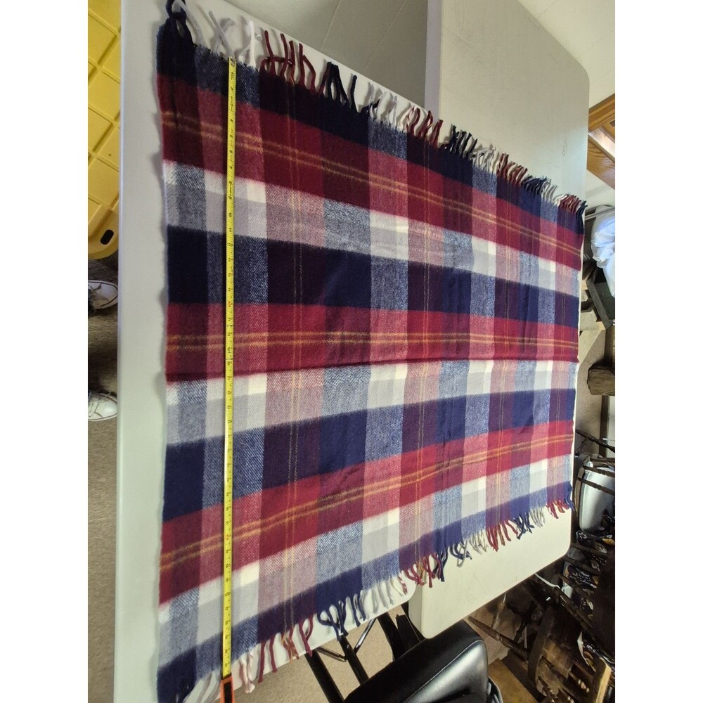 Faribo Acrylic Plaid Red Blue White Stadium Throw Lap Blanket 44 X 56